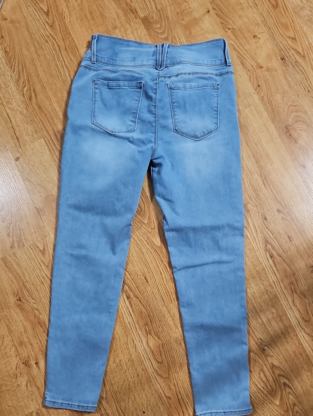 High-Rise Light Blue Women’s Stretch Jeggings with Triple-Button Waist - Picture 2 of 6